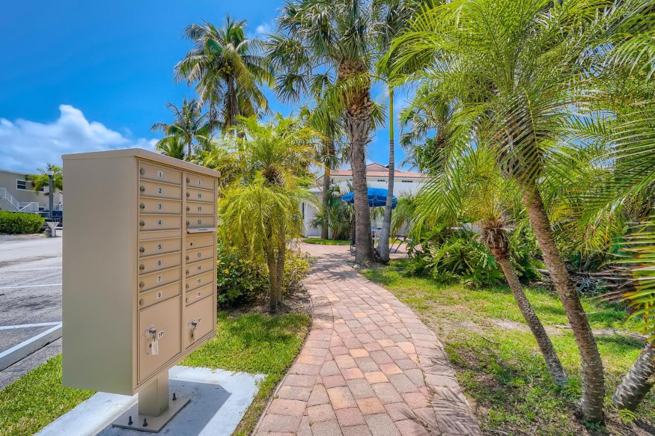 Singer Island Stunner 2 Br Aparthotel Palm Beach Shores Bagian luar foto